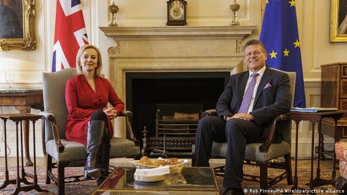 Britanska šefica diplomacije Truss i dopredsjednik Europske komisije Šefčovič