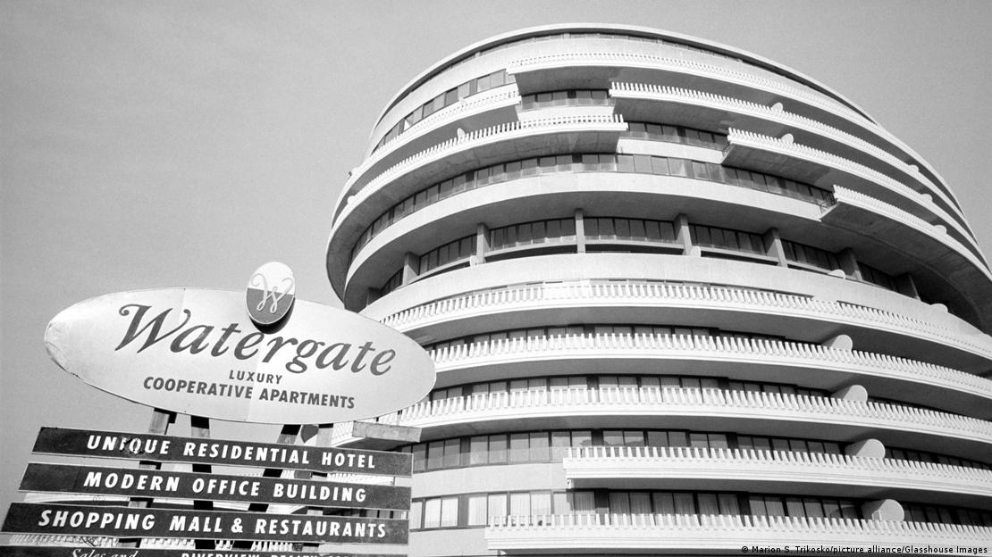 Fachada do complexo de edifícios Watergate em 1965