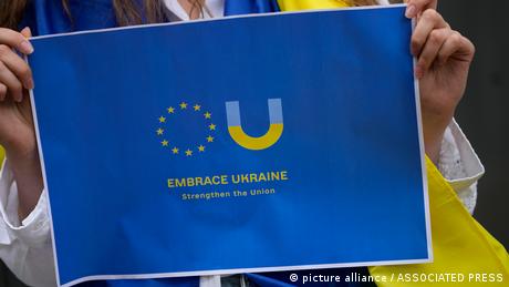 Mesaje pro-ucrainene la o demonstrație 