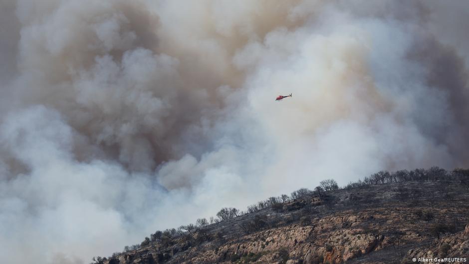 Europe′s June heatwave sparks wildfire warning | News | DW - Vimarsana News