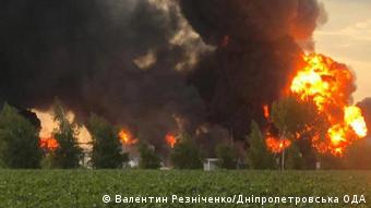 Пожежа на нафтобазі у Дніпропетровській області. 18 червня в неї поцілили три ракети