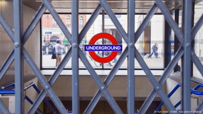 El transporte público de Londres paralizado por huelga del Metro | Europa al día | DW El transporte público de Londres paralizado por huelga del Metro | Europa al día | DW