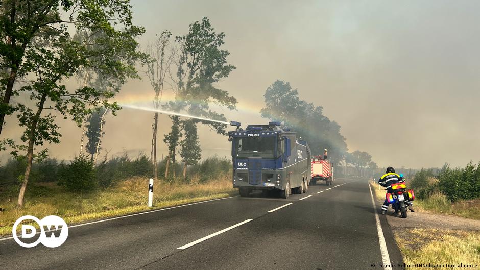 wildfires-force-germany-greece-and-spain-to-evacuate-residents-dw-19-06-2022
