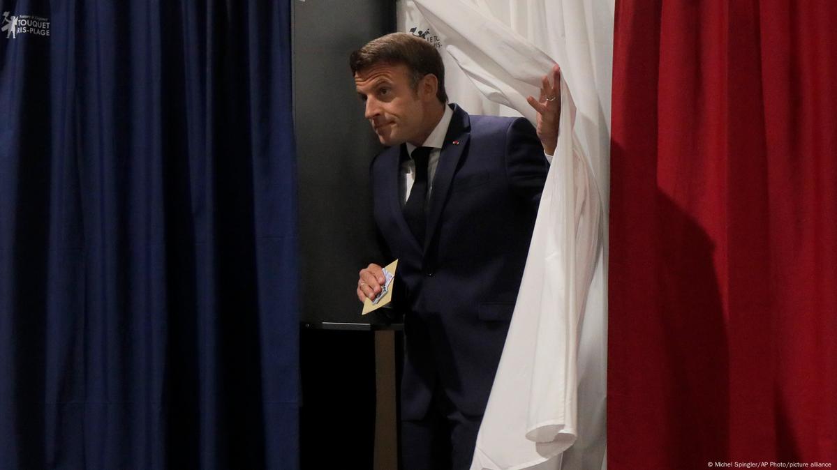 Macron's Bloc Loses Majority In Parliament – DW – 06/19/2022