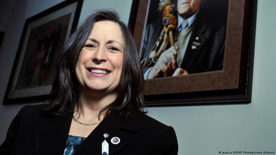First Native American woman set to be US treasurer | News | DW - Vimarsana News