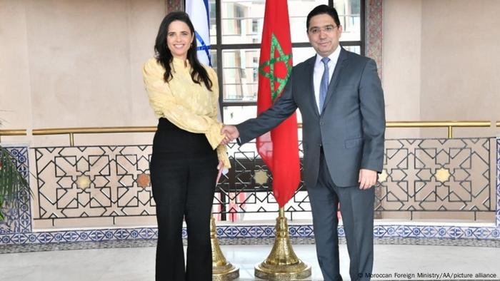 وزيرة الداخلية الإسرائيلية ايليت شاكيد في الرباط، عاصمة المغرب، مع وزير الخارجية المغربي ناصر بوريطة.