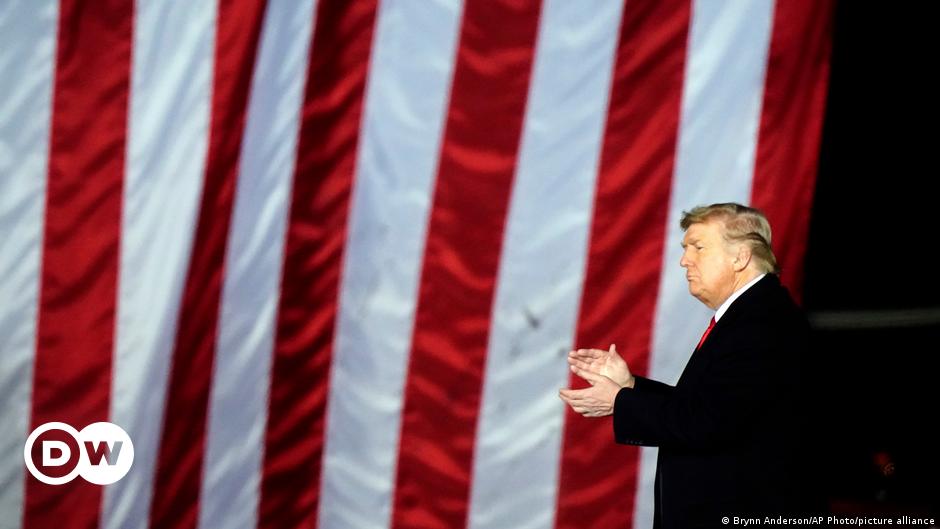 US officials describe Trump’s brazen takeover bid and pressure campaign |  News |  DW