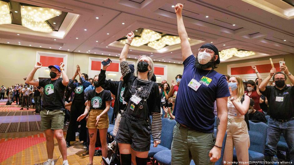Labor Notes 2022: US workers are pushing unions into the mainstream | Business | Economy and finance news from a German perspective | DW - Vimarsana News