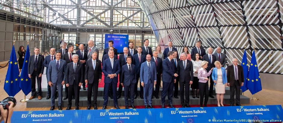 Заедничката фотографија на лидерите на самитот ЕУ-Западен Балкан на 23 јуни 2022