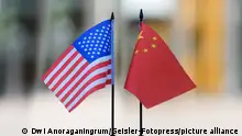 Symbolfoto-Montage: China vs. USA