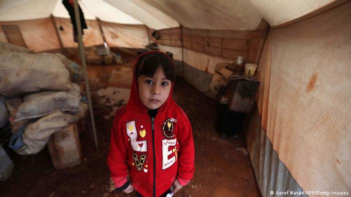 Dijete u izbjegličkom kampu u Idlibu