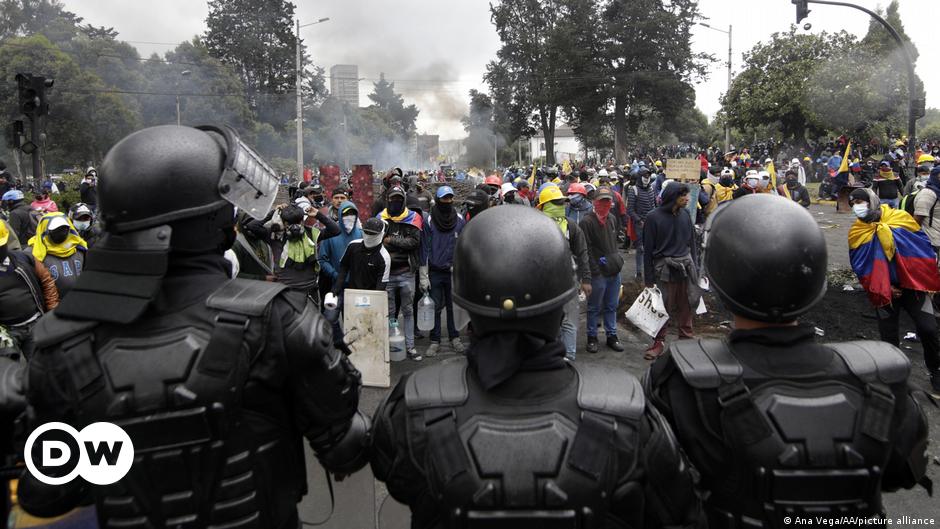 ecuador-president-lasso-faces-no-confidence-vote-as-protests-continue-dw-26-06-2022