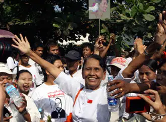 缅甸反对派领导人昂山素季重获自由