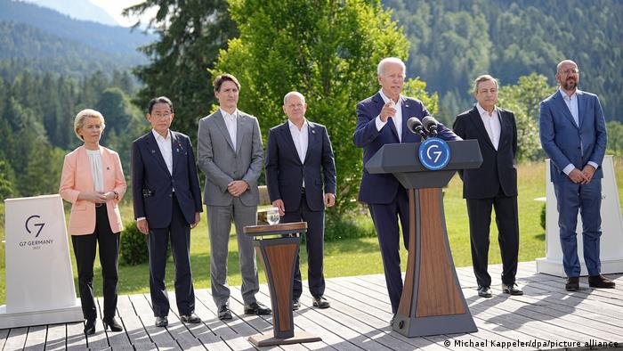 Лидеры G7 и Евросоюза на саммите группы семи в Баварии, 26 июня 2022 года