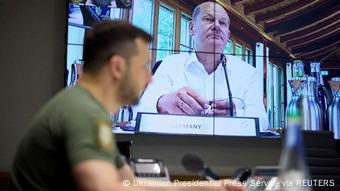 Ukraine Kiew | Wolodymyr Selenskyj, Präsident | Schalte G7-Gipfel in Schloss Elmau | mit Olaf Scholz, Bundeskanzler