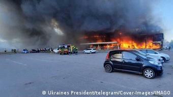 Ukraine | Raketenangriff auf Einkaufszentrum in Kremenchuk 