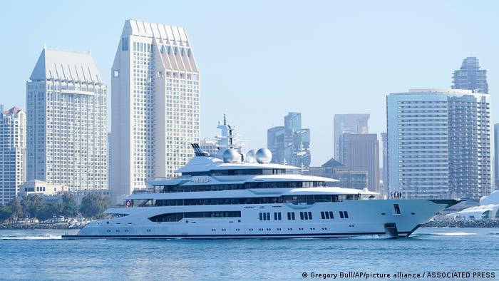USA | Beschlagnahmte Yacht Amadea erreicht San Diego