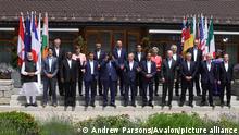 G7 leaders and leaders from five guests countries at the group's annual summit in 2022