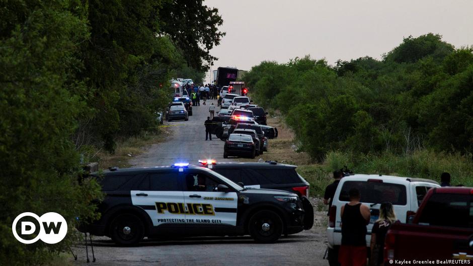 texas-46-migrants-found-dead-inside-truck-dw-28-06-2022