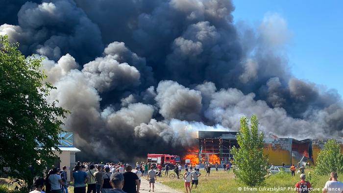 Clouds of smoke during a fire in the Amstor shopping center, Communications of rocket attack of the Russian Federation