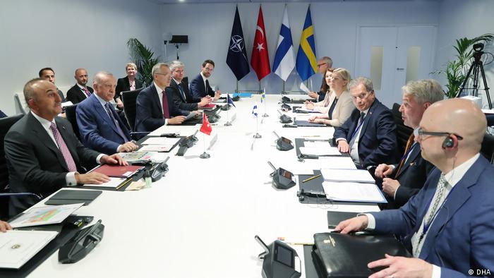 Vor Nato Gipfel | Treffen der Spitzen Schwedens und Finnlands mit Erdogan 
