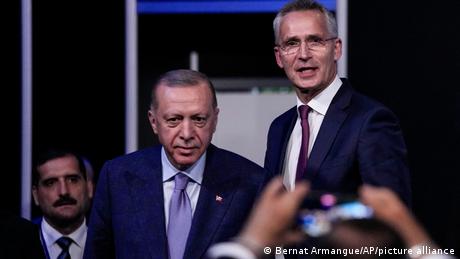 Турският президент Ердоган изглежда не е отстъпил така лесно както