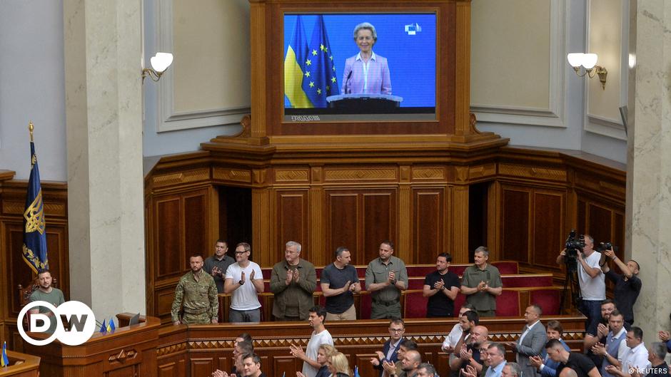 Ukraine aktuell: Von der Leyen gibt Ukraine Reformaufgaben mit