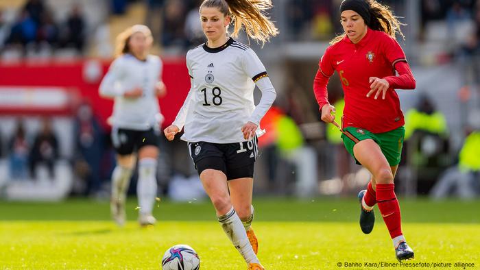 Tabea Wassmuth sur le ballon