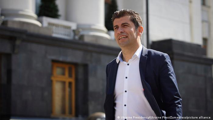 Кирил Петков
