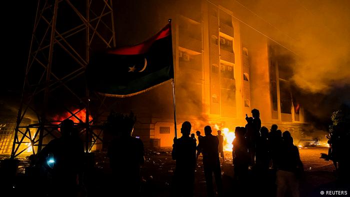 Le parlement de Torbrouk, à l'est de la Libye, a été incendié par les manifestants