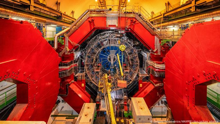 El colisionador alcanzará su potencia máxima justo al día siguiente del décimo aniversario del descubrimiento del Boson de Higgs, que el 4 de julio de 2012 representó un hito en la historia de la ciencia.