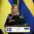 رئيسة وزراء السويد ماغدالينا أندرسون خلال زيارة للعاصمة الأوكرانية كييف (4/7/2022)