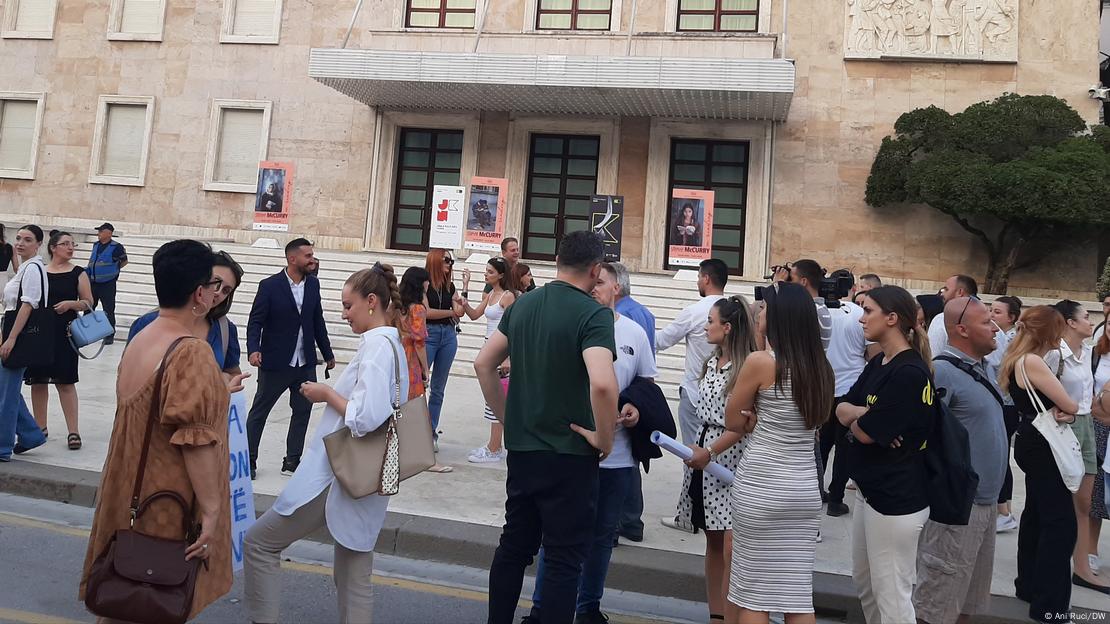Protestë e gazetarëve në Tiranë, korrik 2022