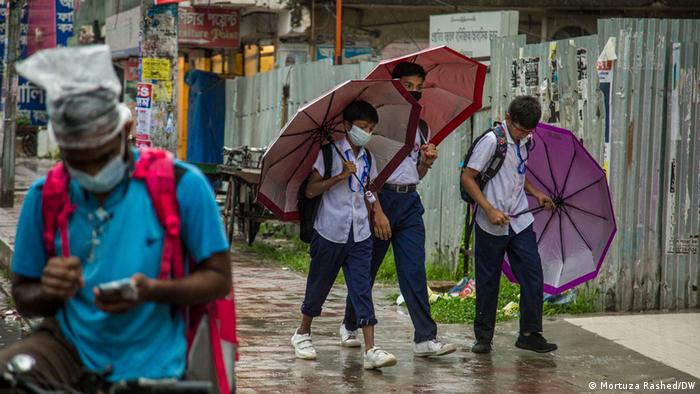 BG | Schirme in Bangladesch