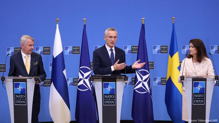 NATO unterzeichnet Beitrittsprotokolle für Finnland und Schweden