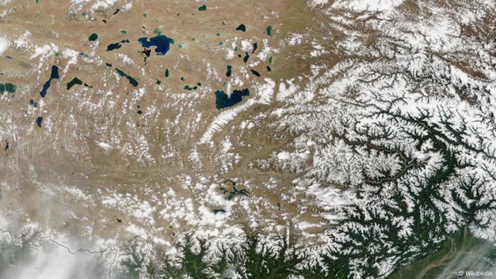 Meseta tibetana y cordillera del Himalaya en 2002. 