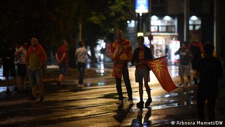 Ескалира протестът в Скопие срещу решението на управляващите да приемат