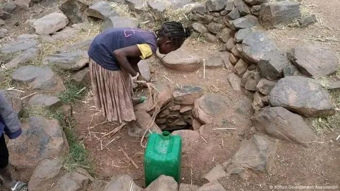 ዉኃ የለም ከኮንሶ አካባቢ አንዱ ዉኃ የለም ከኮንሶ አካባቢ አንዱ