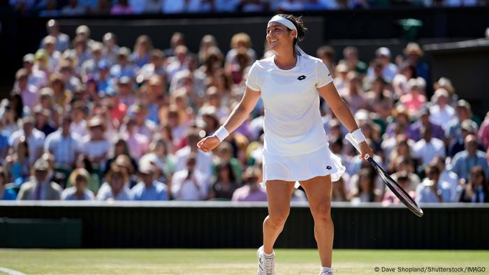 Ons Jabeur Wimbledon-Finalistin Ons Jabeur - Tunesiens ″Ministerin des Glücks″ | Sport  | DW | 08.07.2022