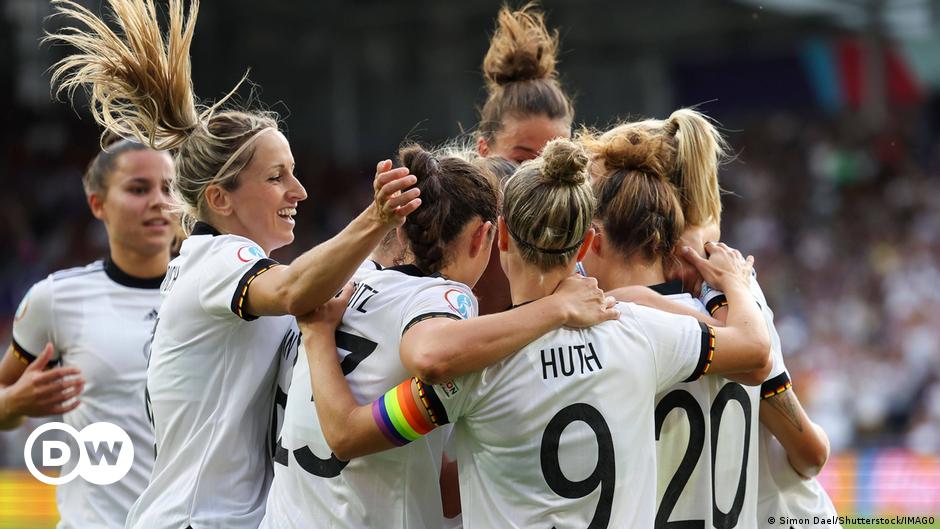 Euro 2022: Deutschland gewinnt Auftaktspiel gegen Dänemark klar