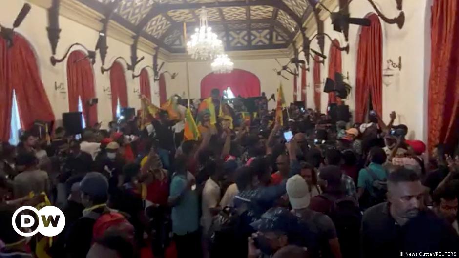 Demonstranten stürmen Residenz von Sri Lankas Staatschef Rajapaksa