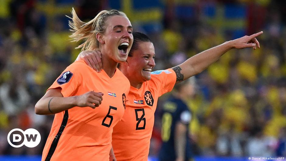 Euro 2022: fans van Zweden en Nederland stelen shows terwijl teams loten |  Sport |  Duits voetbal en groot internationaal sportnieuws |  DW
