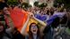 Rund 15.000 Rumäninnen und Rumänen zogen mit Regenbogenfahnen durch die hauptstädtischen Straßen Rund 15.000 Rumäninnen und Rumänen zogen mit Regenbogenfahnen durch die hauptstädtischen Straßen