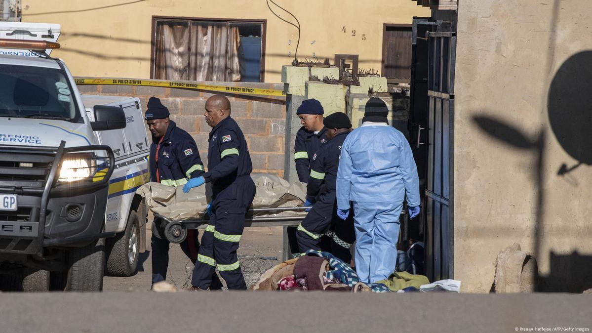 19 Killed In South Africa Bar Shootings Dw 07 10 2022