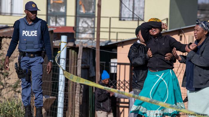 Südafrika | Schüsse in einer Bar in Soweto mit mindestens 15 Toten