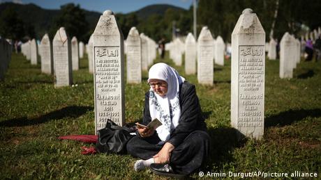 Niederländische Entschuldigung zum Srebrenica-Jahrestag