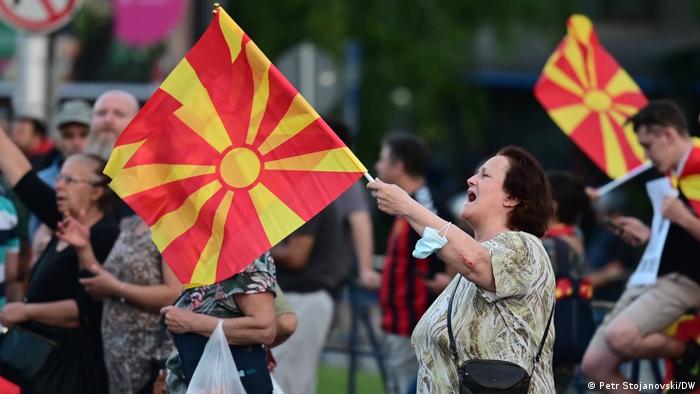 С 68 гласа за и нито един против и въздържал