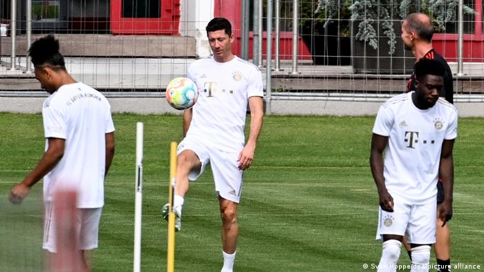 Robert Lewandowski beim Training | FC Bayern München