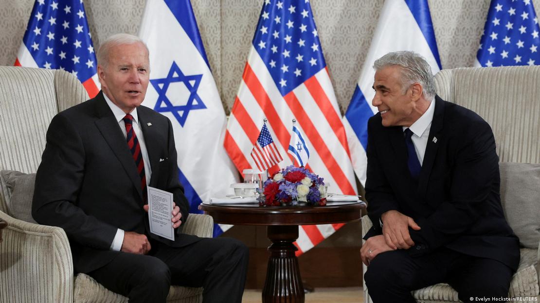 Biden, Ortadoğu ziyaretinin ilk durağı İsrail'de Başbakan Yair Lapid'le görüştü