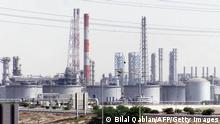A general view dated 01 June 2004 of an oil installation in Saudi Arabia's northeastern Gulf port of Jubail. The United Arab Emirates (UAE) will increase oil output this month by 400,000 barrels per day (bpd) over its OPEC quota to help ease record prices, Oil Minister Obeid bin Saif al-Nassiri announced 02 June 2004. Nassiri spoke before departing for Beirut where the oil cartel holds a formal meeting tomorrow. Crude oil futures in New York surged 01 June to a record closing price of 42.33 dollars a barrel, as a deadly weekend attack in Saudi Arabia heightened fears about terrorist disruptions to energy supplies. AFP PHOTO/Bilal QABALAN (Photo credit should read BILAL QABALAN/AFP via Getty Images)